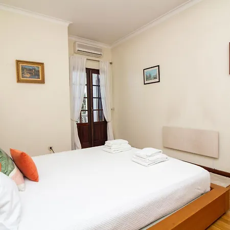 A Sul * אלבופיירה